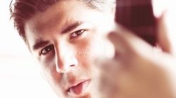 Entre mis manos / Manuel Valencia