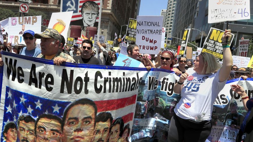 Une marche contre Donald Trump à Los Angeles.