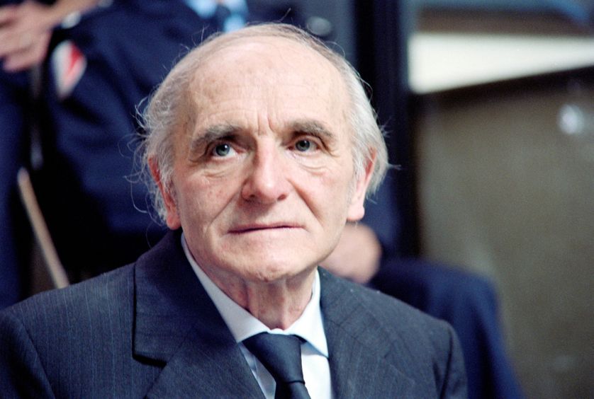 Klaus Barbie, le “Boucher de Lyon”, le 11 mai 1987 au tribunal de Lyon, le premier jour du procès pour crimes contre l’humanité.