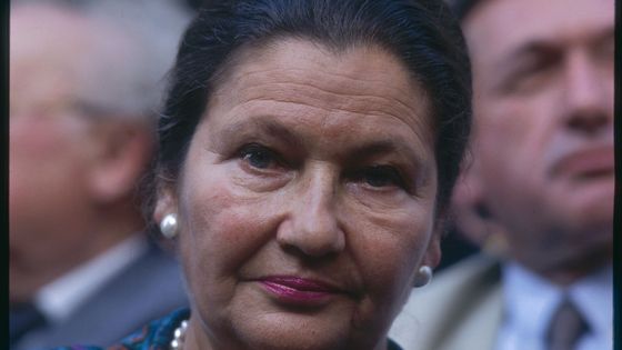 Simone Veil en 1992 lors de la commémoration de la rafle du Vel d'Hiv ©Getty - Alain Nogues/Sygma/Sygma