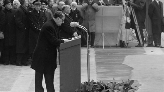 Discours d'André Malraux lors du transfert des cendres de Jean Moulin au Panthéon ©AFP - Bernard Allemane / Ina