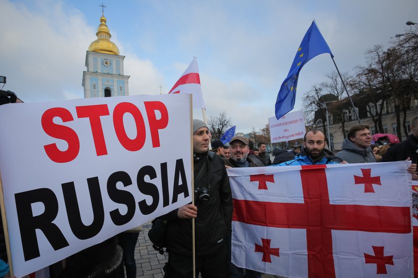 Manifestation en 2014 en Ukraine à Kiev : "No-Putin's puppet republic"
