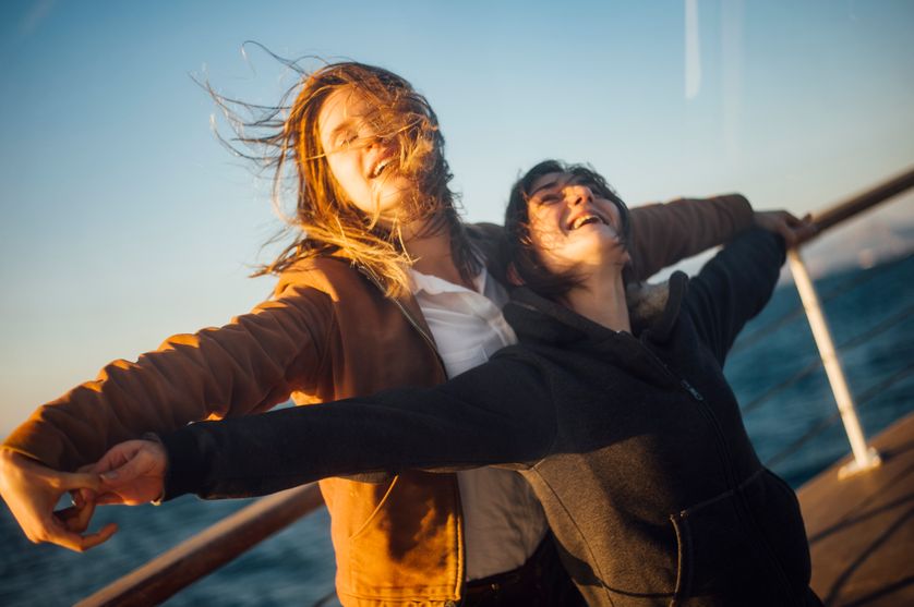Daphne Patakia et Maryne Cayon dans "Djam" de Tony Gatlif