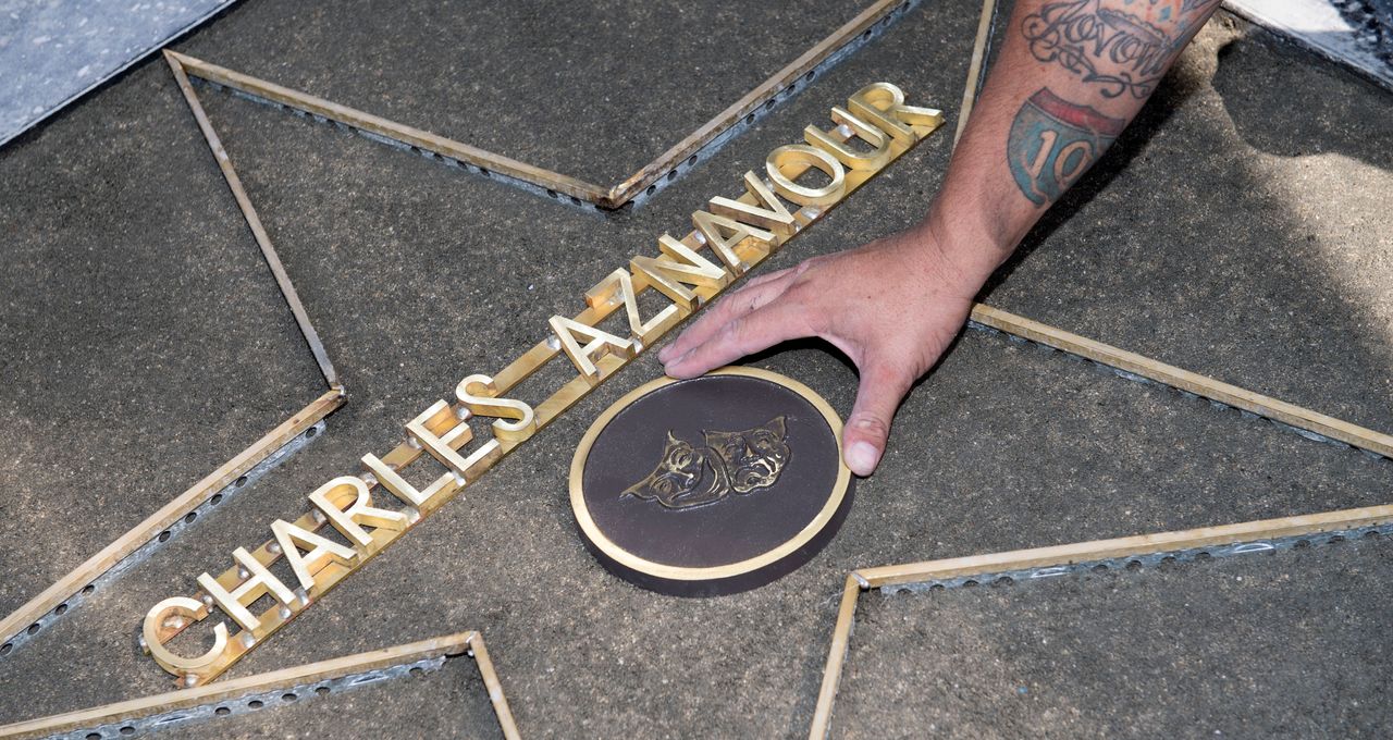 Combien Coute Une Etoile Sur Hollywood Boulevard Etoile Los Angeles Francais