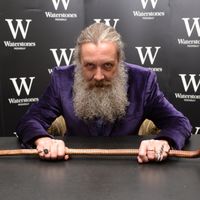 L'auteur mythique de "comics" Alan Moore sort aujourd'hui un roman, "Jérusalem"