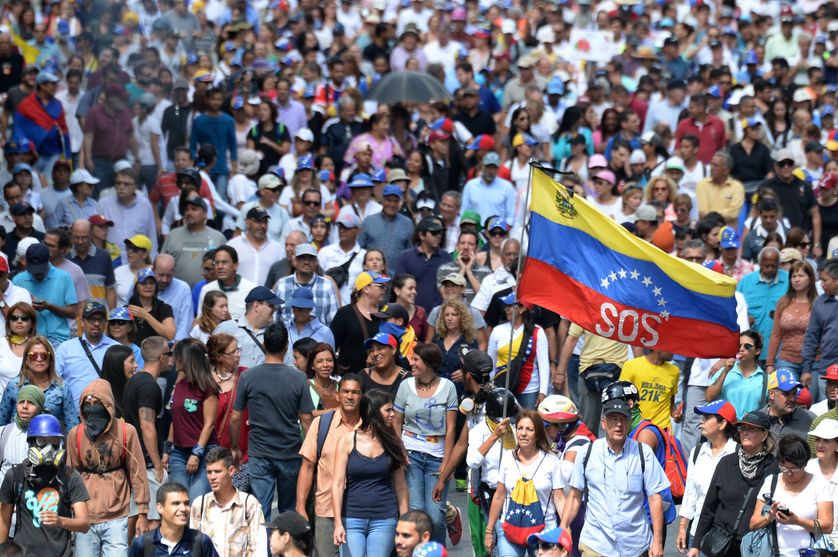 Les manifestants anti-gouvernement prennent part à une manifestation contre la mise en place de l’Assemblée Constituante, le 4 août 2017 à Caracas.