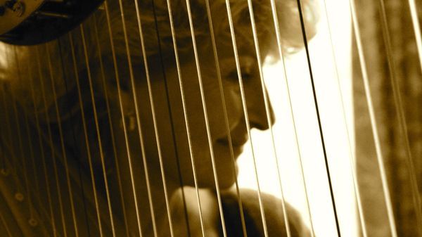 Marielle Nordmann, harpiste et programmatrice des Musicales de Bagatelle et du Parc floral