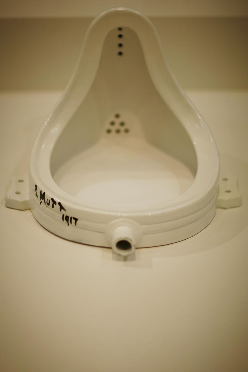 "Foutain" (1917) de Marcel Duchamp, photographiée à la Tate Modern de Londres, 2009