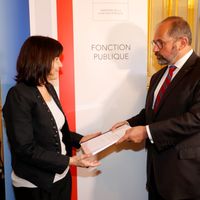Philippe Laurent, Maire de Sceaux (Hauts-de-Seine), Président du Conseil Supérieur de la Fonction Publique Territoriale (CSFPT), et Annick Girardin (UDI), ancienne ministre de la Fonction Publique.