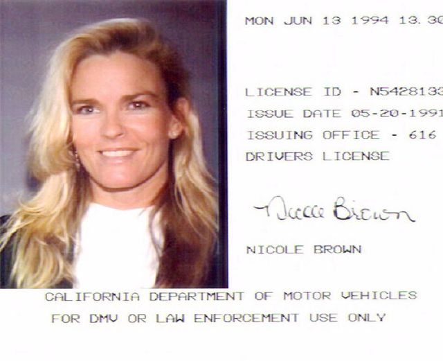 Affaire O.J.Simpson : Nicole Brown a été retrouvée égorgée devant son domicile de Los Angeles