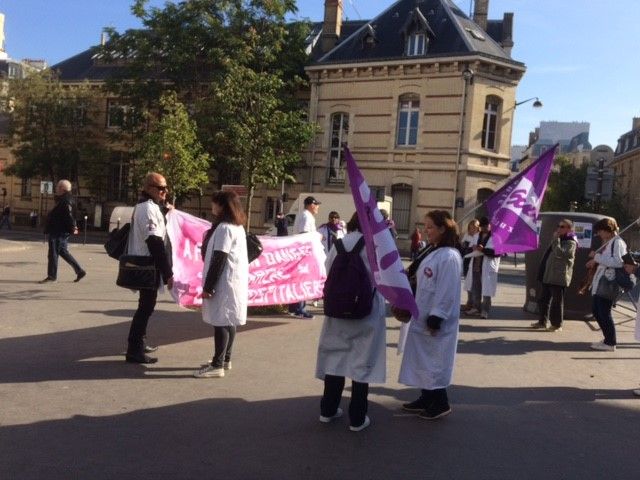 Marche des Hospitaliers dans Paris