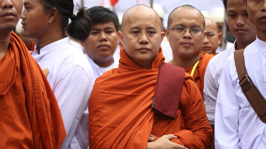 Le moine de Myanmar Wirathu, à la célébration de l’organisation MaBaTha (Comité de Protection de la Race et de la Religion), à Mandalay, le 21 septembre 2015