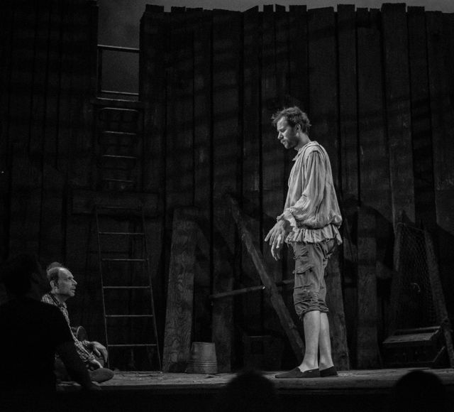 Denis Podalydès lors d'une répétition des "Fourberies de Scapin", la pièce de Molière qu'il met en scène à la Comédie Française