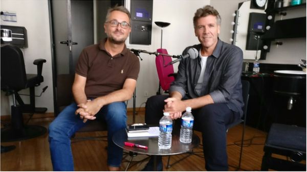 Dans sa loge de l'Opéra-Bastille, Thomas Hampson reçoit l'équipe des Grands Entretiens...