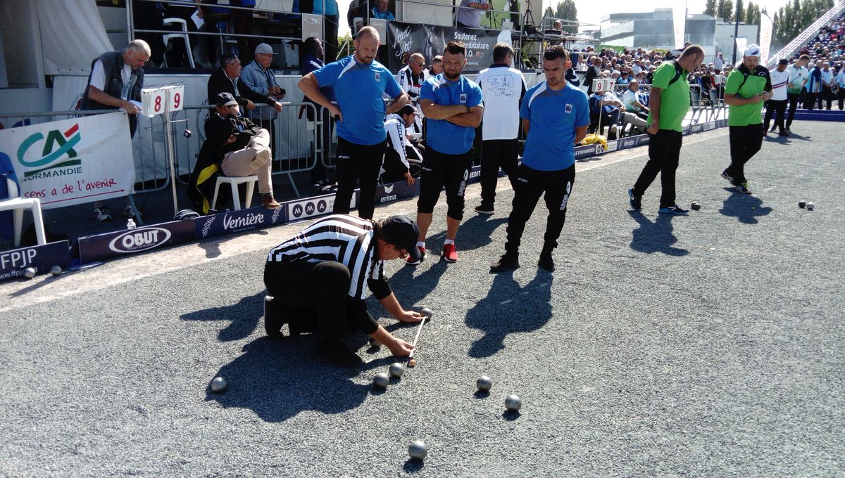 France 3 Provence Alpes Cote D'azur Petanque Jean Wogt joue à la pétanque depuis 60 ans