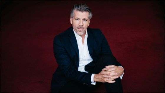 Thomas Hampson, le plus grand baryton américain de sa génération, confie ses souvenirs et ses passions au micro des Grands Entretiens... - Jiyang Chen