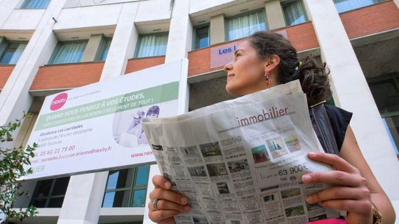 A la recherche d'un logement, les étudiants peuvent se tourner vers la colocation intergénérationnelle ©Maxppp - Valentine Chapuis
