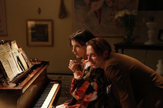 Jeanne Balibar et Mathieu Amalric dans "Barbara"