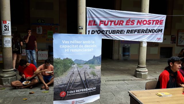 Le bâtiment historique de l'université de Barcelone occupé par les indépendantistes.