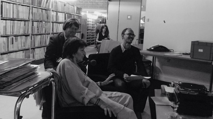 Anne Sylvestre au micro de Matthieu Conquet dans les archives musicales de Radio France