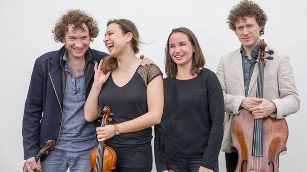 Jean-Frédéric Neuburger, le Quatuor Strada et Yann Dubost au Théâtre des Bouffes du Nord