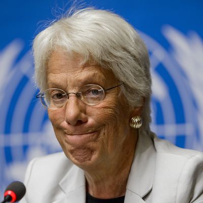 Carla Del Ponte, membre de la commission d'enquête sur la Syrie de l'ONU, a annoncé sa démission le 6 août 2017.