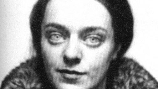 Ariadna Efron, 25 ans, 15 mars 1937, départ de Paris pour une nouvelle vie en URSS - Musée mémorial de Marina Tsvetaeva à Moscou, 6/1 rue Boris et Gleb