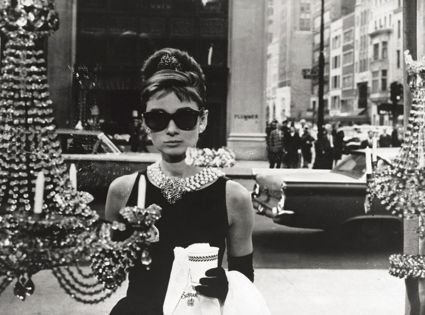 Audrey Hepburn, dans Diamants sur canapé (Breakfast at Tiffany's).