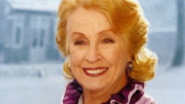 Danielle Darrieux, dans "Huit Femmes", de François Ozon