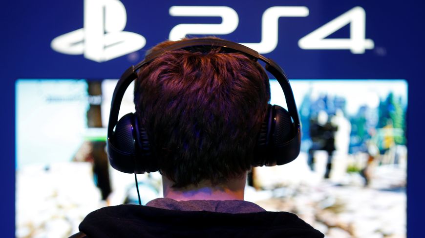 Joueur à la Paris Games Week 2016, porte de Versailles