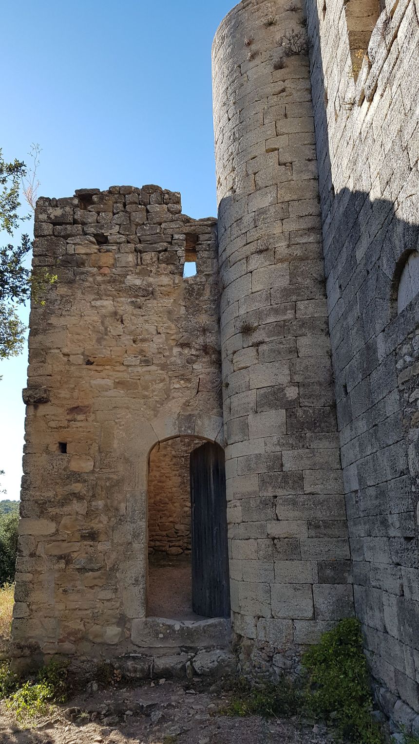 Le châtelet de la chapelle de BAUZON
