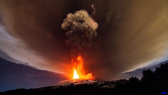 Eruption du Volcan Etna, en décembre 2015 ©Maxppp - Marco Restivo