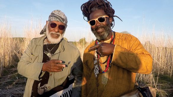 Mighty Mo Rodgers & Baba Sissoko © OneRootMusic