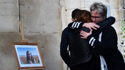Des proches des victimes de l'attaque au couteau à Marseille