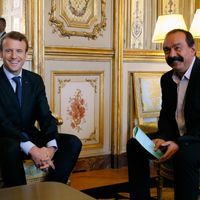 E. Macron avec le Secrétaire Générale de CGT Philippe Martinez, à l’Elysée, le 12 octobre 2017, pour un entretien sur la formation professionnelle et l’assurance-chômage et les réformes de la loi travail.