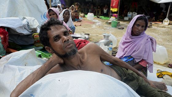Des réfugiés Rohingyas dans le camp de Kutupalong à Ukhia ©AFP - TAUSEEF MUSTAFA