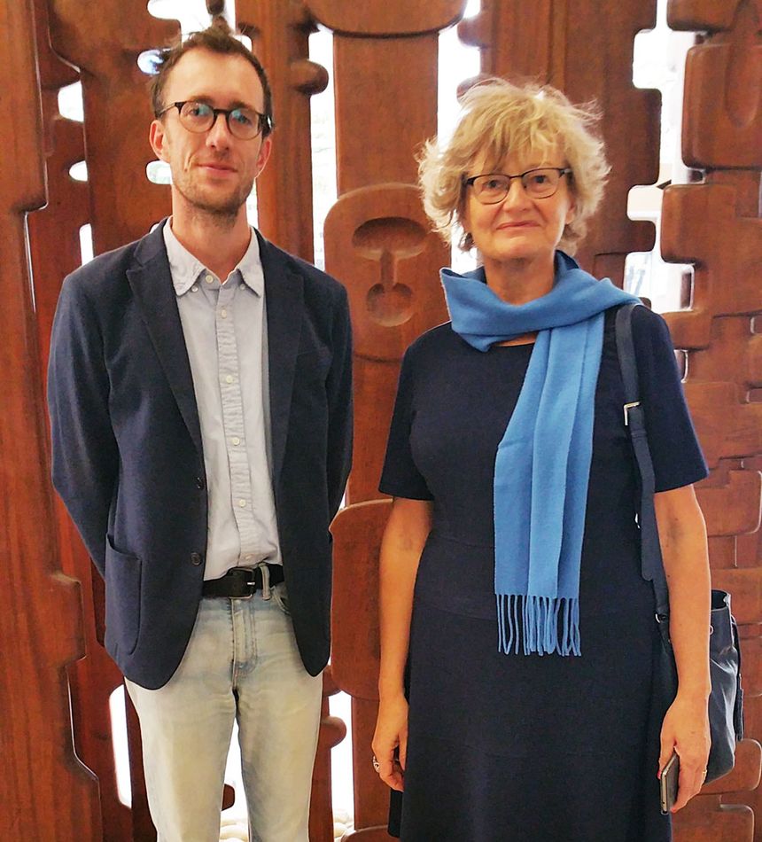 Julien Magnier et Nadeije Lanayrie-Dagen dans le Hall Seine de la Maison de la Radio (octobre 2017)