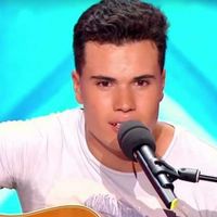 Un candidat d'Incroyable Talent reprend