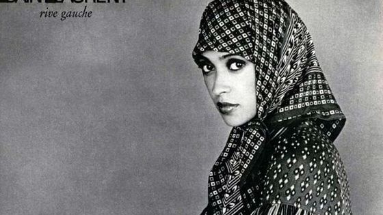 Collection Rive Gauche de Yves Saint-Laurent datant de 1976.