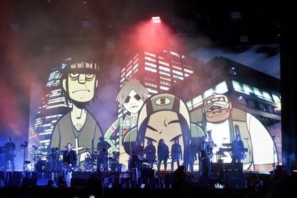 Gorillaz en concert avec dessin de Jamie Hewlett Gorillaz en concert avec dessin de Jamie Hewlett