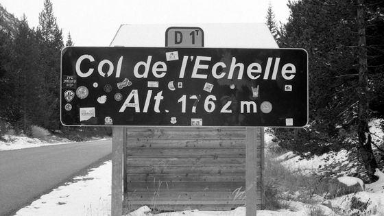 L'hiver n'arrête pas les candidats au passage clandestin en France rendu de plus en plus dangereux avec le froid et les premières neiges déjà tombées sur les cols qui séparent la France de l'Italie autour de Briançon. ©Radio France - Raphaël Krafft