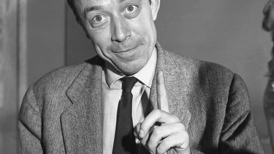 Albert Camus en 1956 ©AFP - LEEMAGE