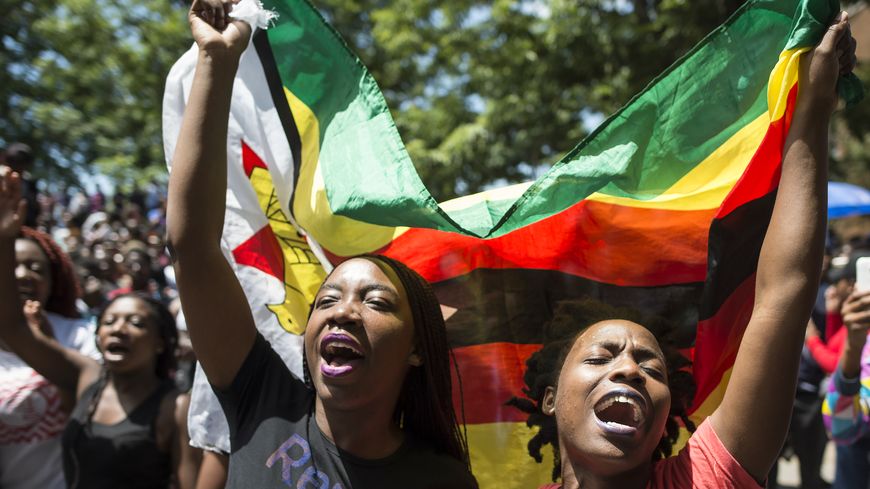 Manifestation pour la démission du président Robert Mugabe, Zimbabwe, 20 novembre 2017