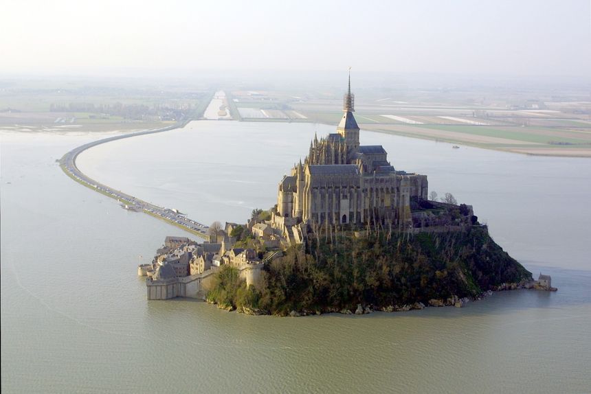 Vue aérienne du Mont-Saint-Michel