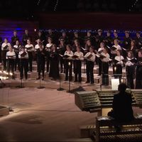 Henri Chalet dirige les maîtrises de Radio France et de Notre-Dame de Paris dans le chant traditionnel "Voisins et voisines" avec l'organiste Yves Castagnet. Enregistré le 17 décembre 2017.