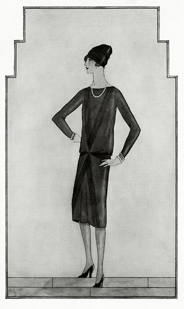 La petite robe noire dessinée par Chanel en 1926 est surnommée par le magazine Vogue « la Ford de Chanel », du fait de sa simplicité