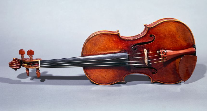 Violon stradivarius ayant appartenu au virtuose Niccolo Paganini (1782-1840).
