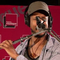 Improvisation à la flûte traversière par Magic Malik | Le Live de La matinale