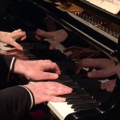 Schubert : Fantaisie en fa mineur (extrait) par Claire Désert et Emmanuel Strosser I Le live de la matinale