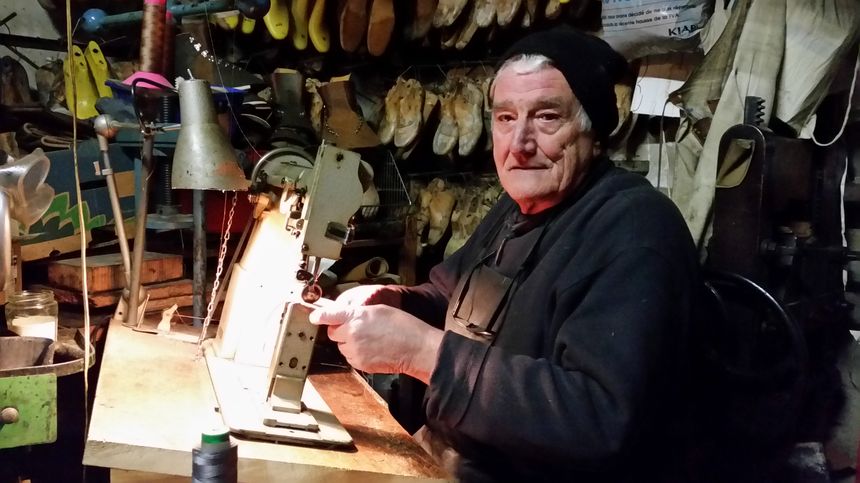 Robert Giroux dans son atelier